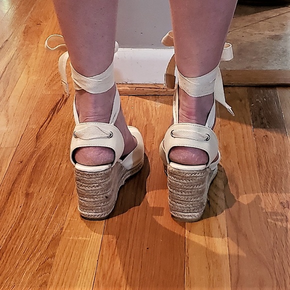 NWT Lace Up Ankle Raffia Wedge Espadrilles - Picture 3 of 5